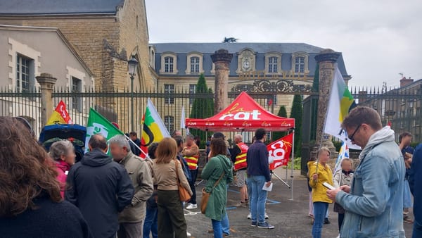 Polarization in France: An Ideological Cold War That's Heating Up